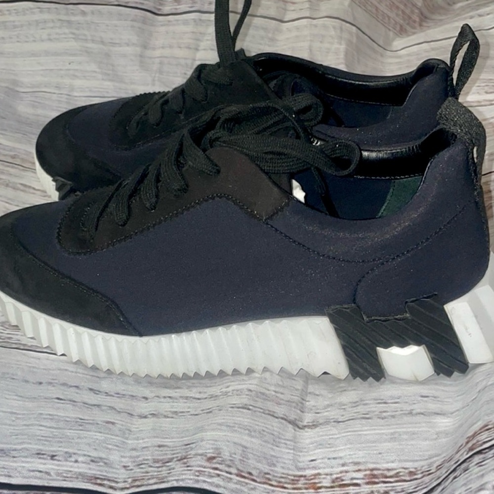 Hermes Bouncing Sneakers